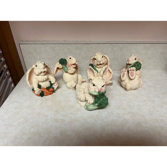 Adorable Vintage Cottontale Collection Rabbit Figurine - Picture 1 of 8